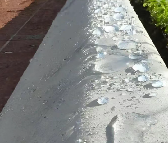 九湖镇硅烷浸渍涂料在混凝土保护中的应用