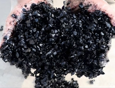 九湖镇沥青冷补料（沥青砂）的优势特点与施工流程解析